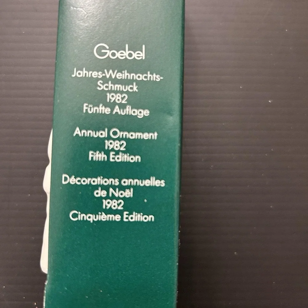 Vintage Goebel Annual Ornament‎ 1982 5th Edition Santa In Chimney
